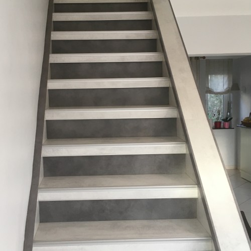 Habillage d&rsquo;Escalier bicolor