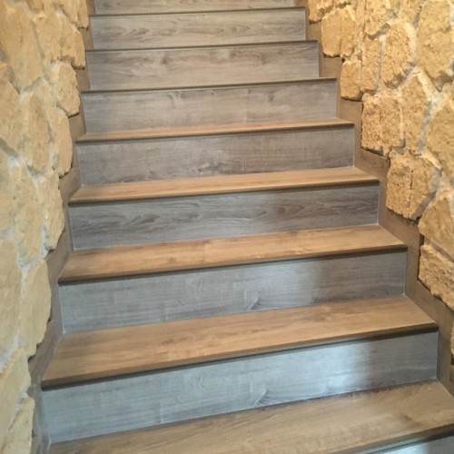 Habillage sur escalier béton