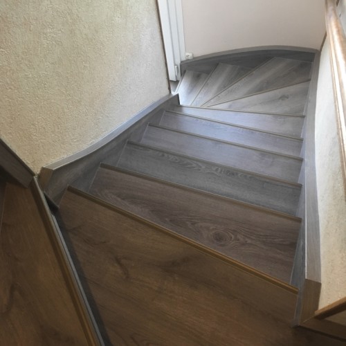 Rénovation d&rsquo;escalier dans le Jura