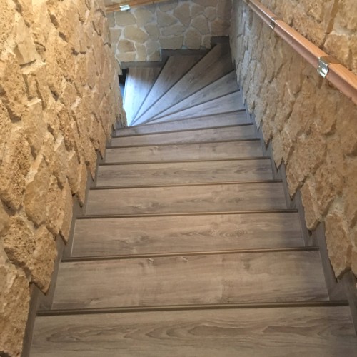 Habillage sur escalier béton