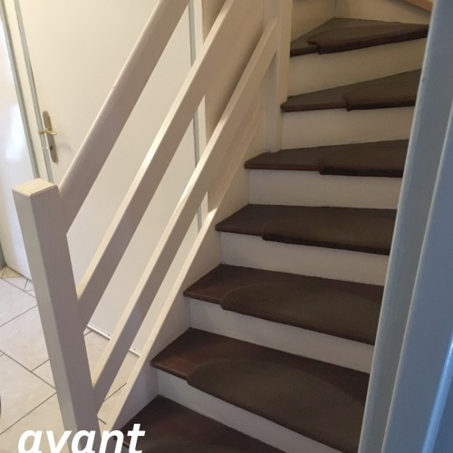 Rénovation bicolore d&rsquo;un escalier bois
