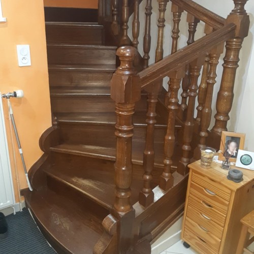 Escalier bois rustique